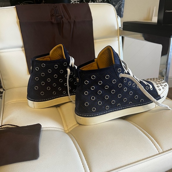 Original Cesare Paciotti Sneakers for Sale
	•	Size: 8 (US Sizing) - Picture 6 of 13